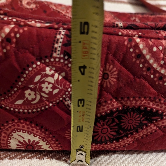 Vera Bradley MESA RED messenger bag - Picture 13 of 14